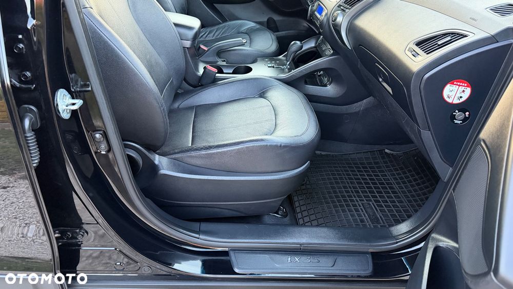 Hyundai ix35 2.0 CRDi 4WD Automatik Premium - 32