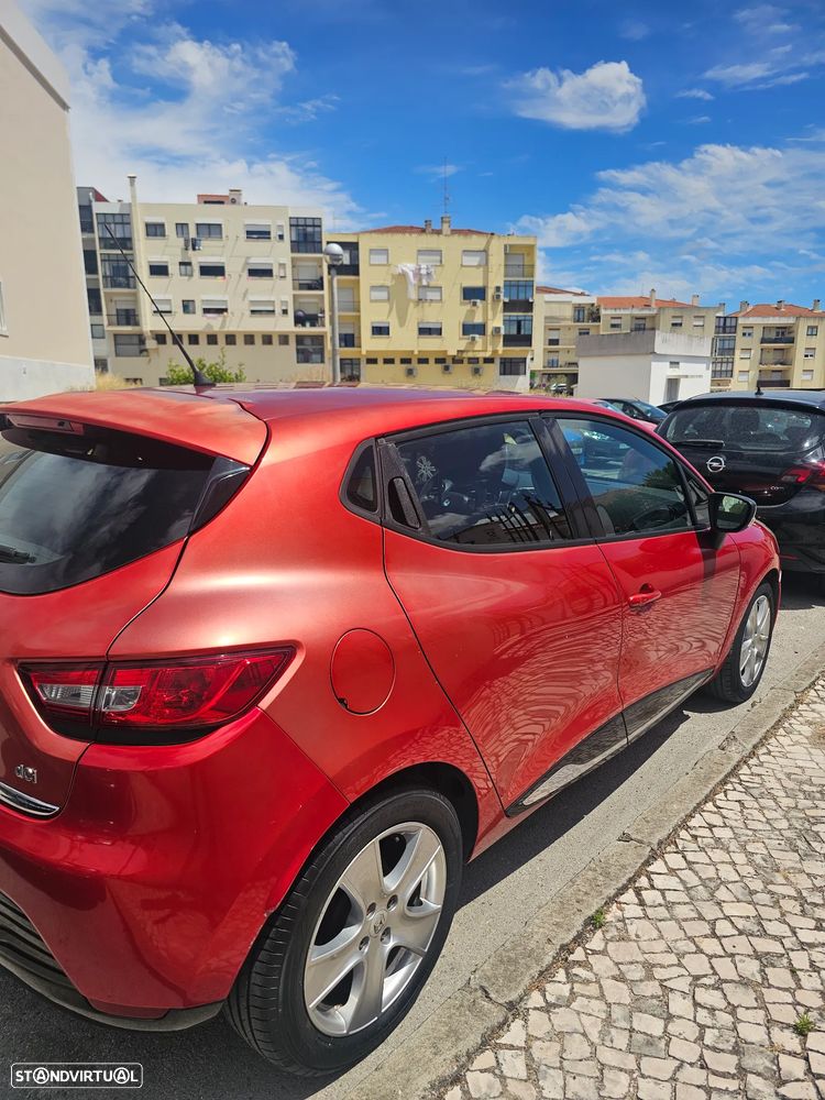 Renault Clio 1.5 dCi Dynamique S - 5