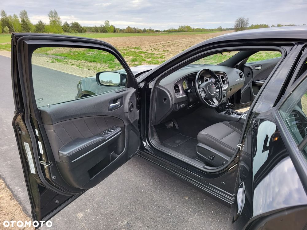 Dodge Charger 3.6 GT - 28