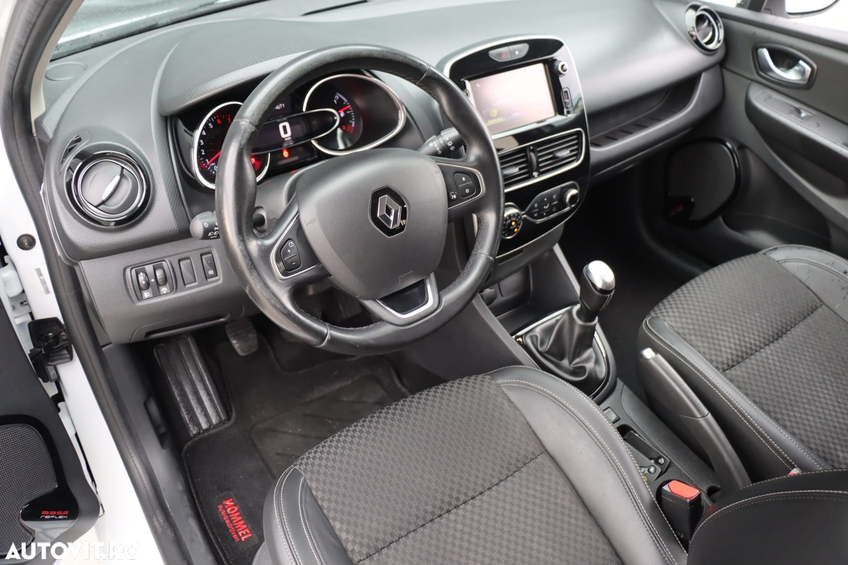 Renault Clio (Energy) TCe 90 Start & Stop LIMITED - 6