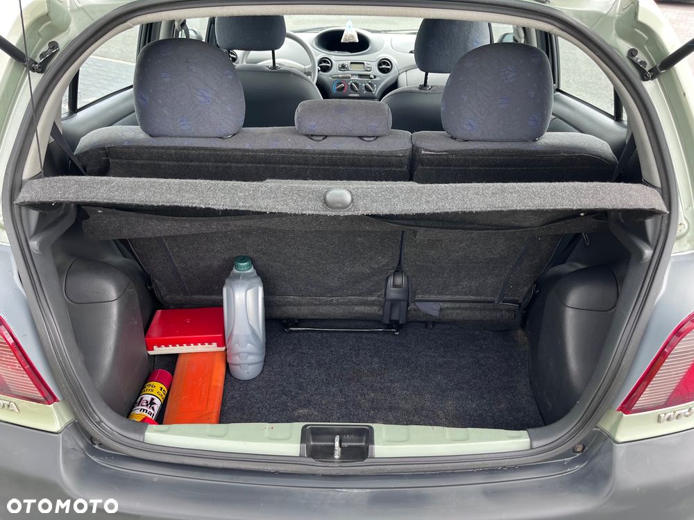 Toyota Yaris - 13
