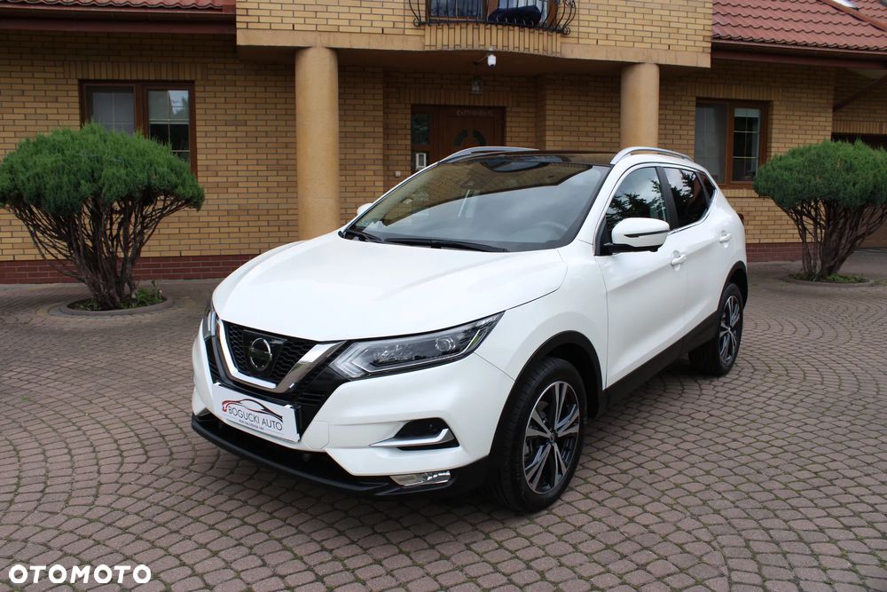 Nissan Qashqai 1.6 DCi N-Connecta Xtronic EU6 - 1