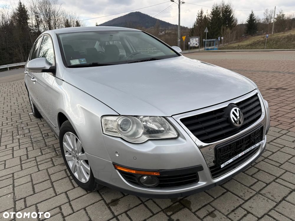 Volkswagen Passat 2.0 TDI DPF Individual - 1