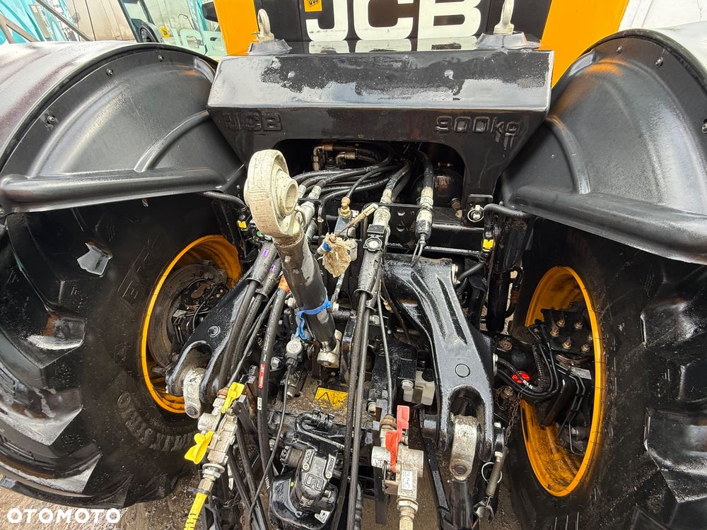 JCB FASTRAC 4220 iCON - 18