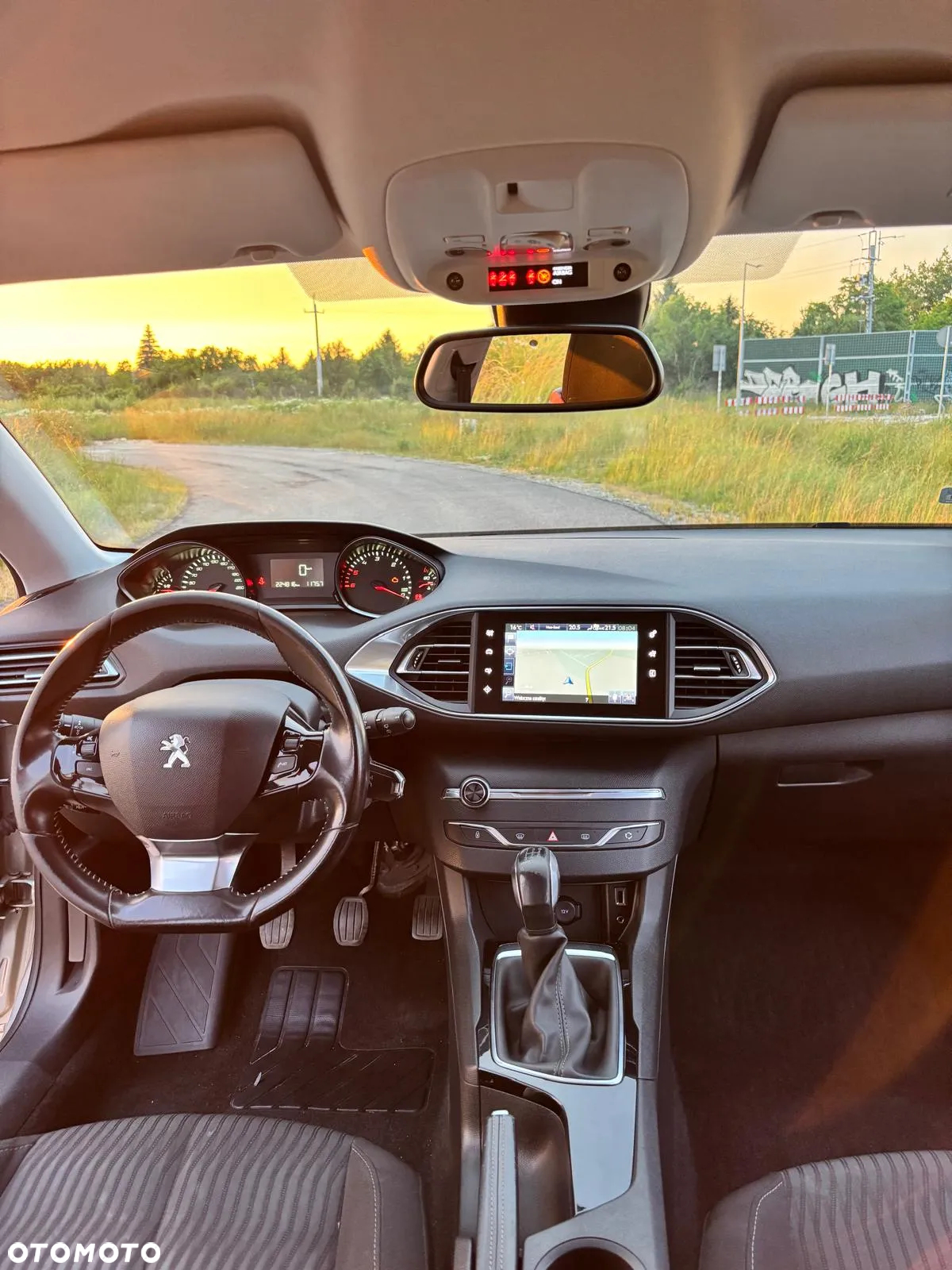 Peugeot 308 SW 1.6 BlueHDi Business Line S&S - 14