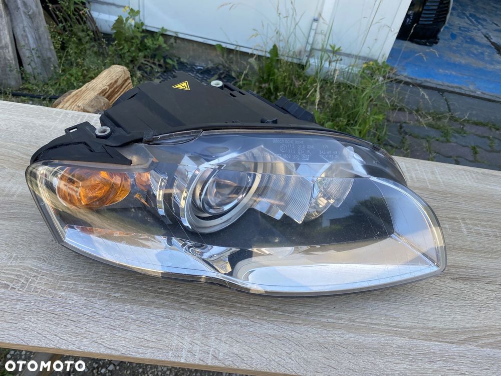 LAMPA PRZEDNIA PRAWA AUDI A4 B7 8E0 04-07 8E0941004AM - 1