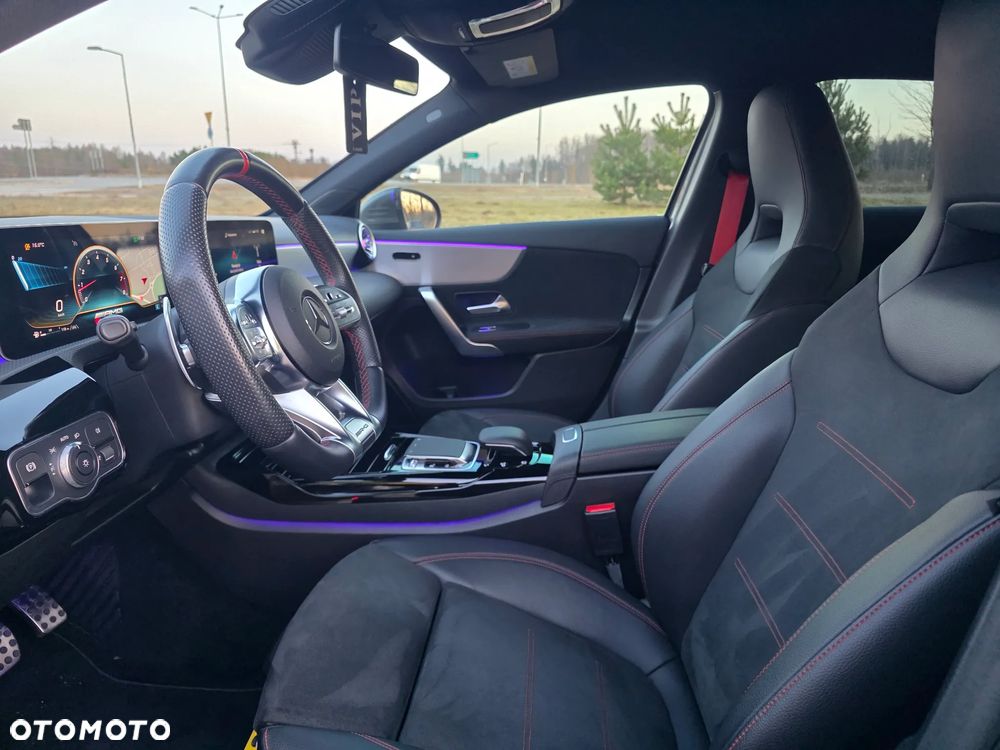 Mercedes-Benz Klasa A 35 AMG 4-Matic Edition 1 7G-DCT - 24