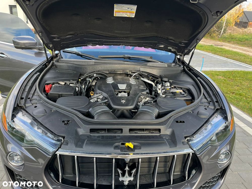 Maserati Levante Granlusso - 16