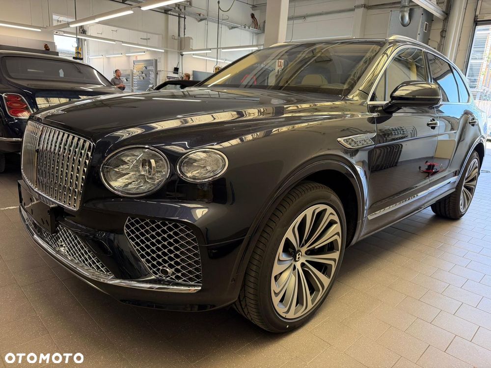 Bentley Bentayga - 3