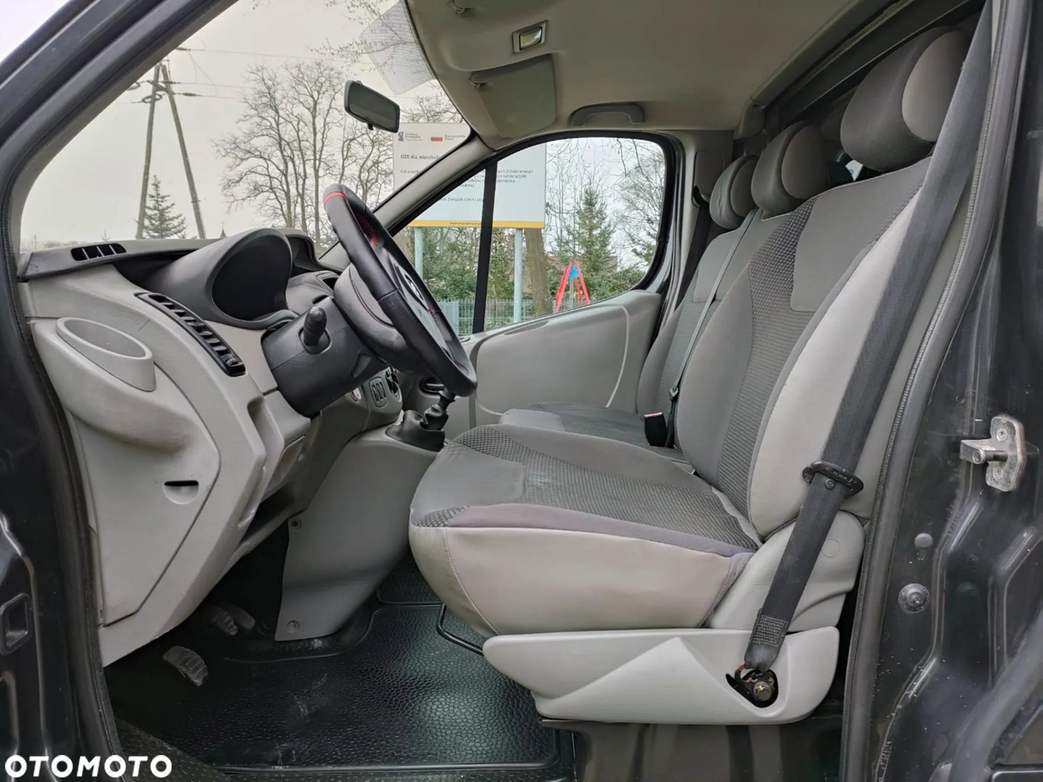 Opel VIVARO - 8