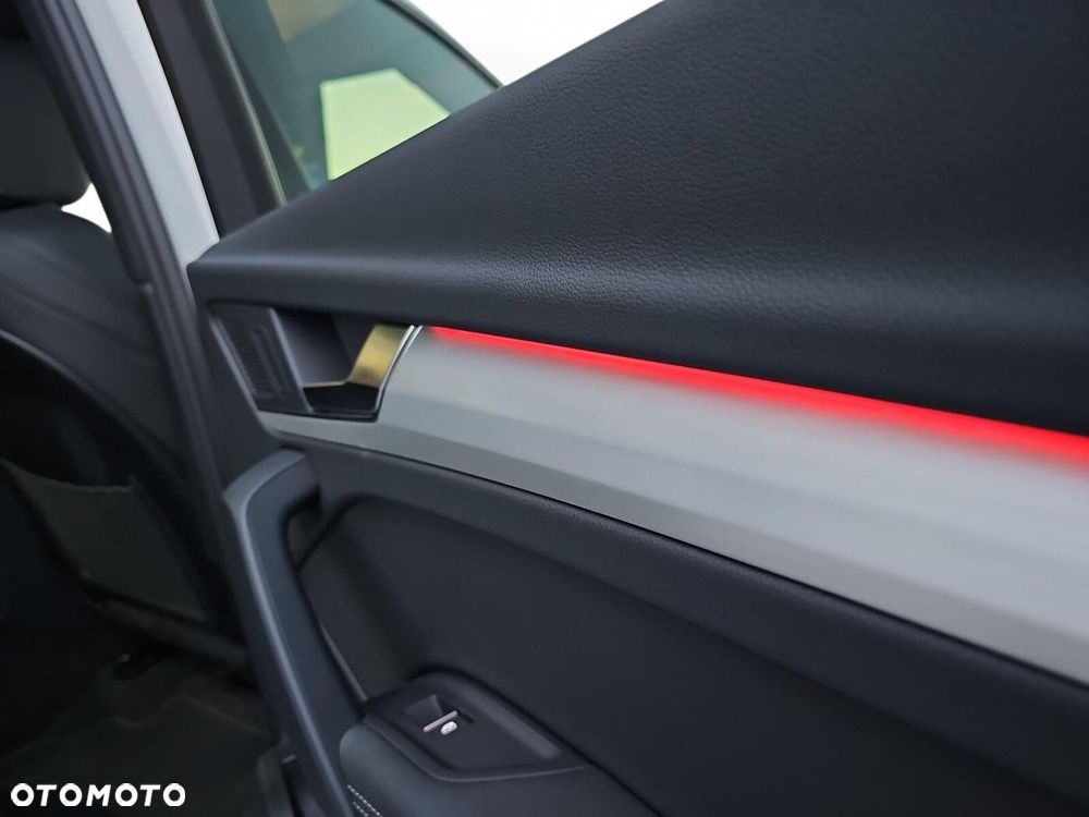 Audi Q5 Sportback - 29