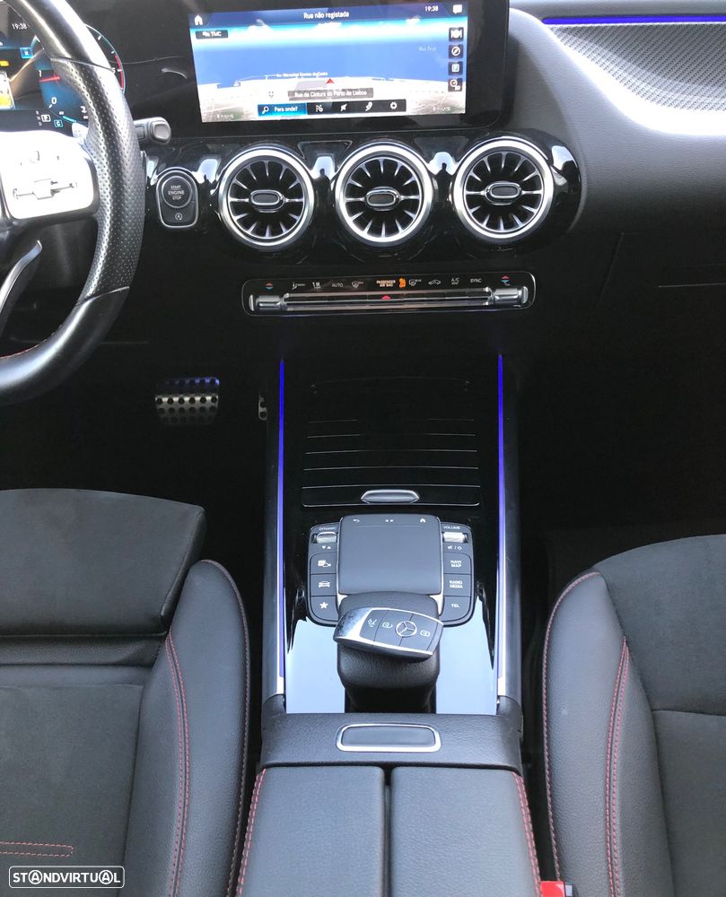 Mercedes-Benz GLA 180 d AMG Line - 30