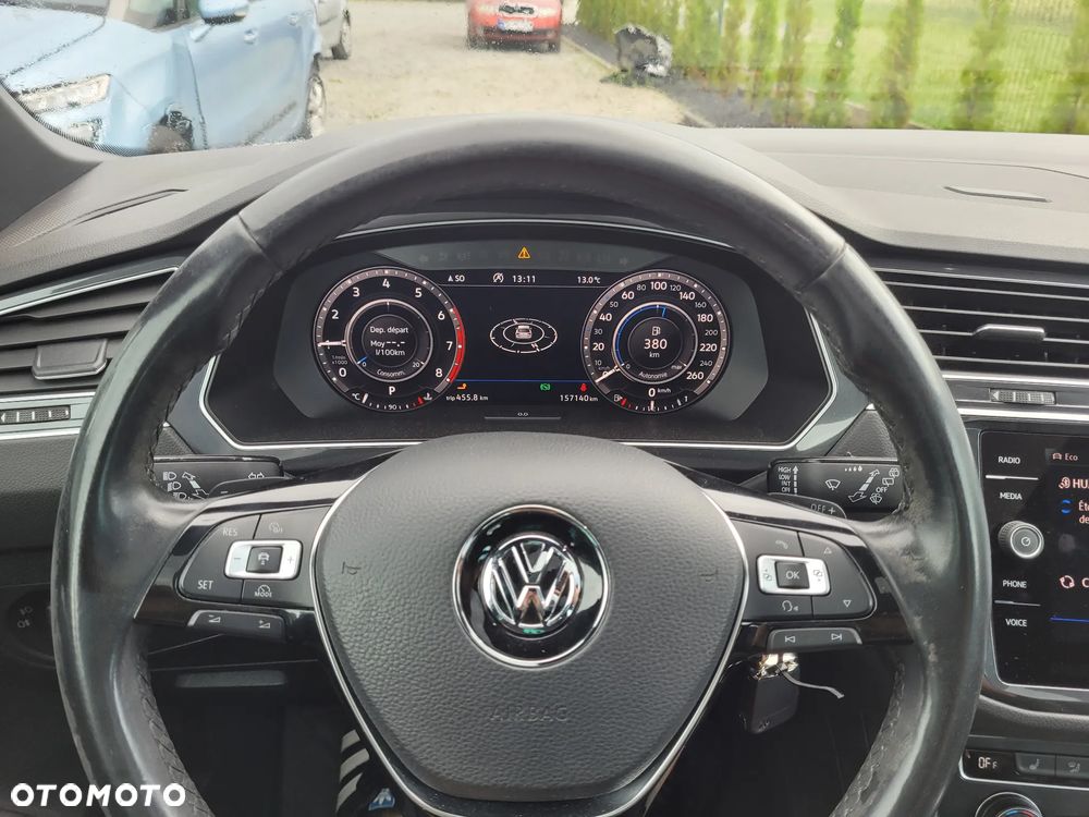 Volkswagen Tiguan - 10