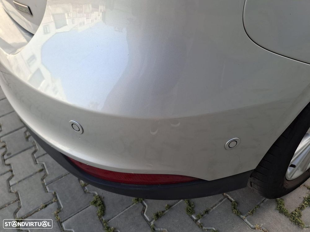 Ford Focus 1.0 EcoBoost Titanium - 5