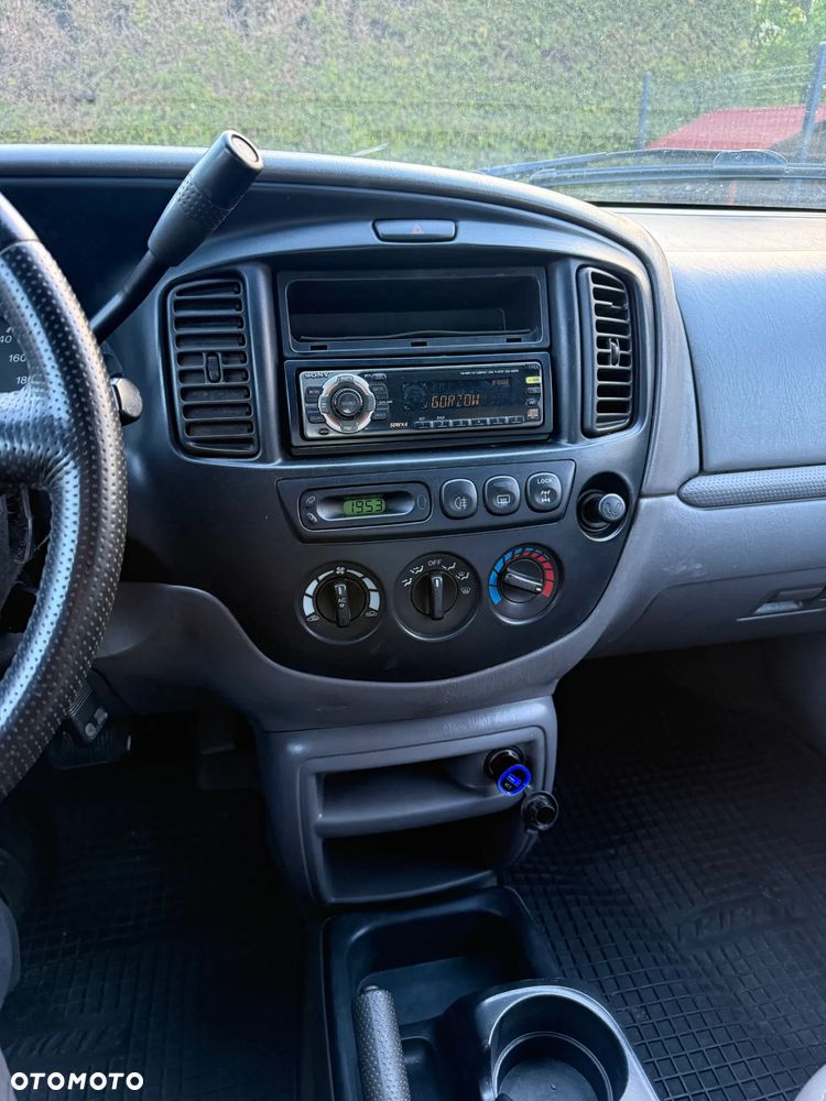Mazda Tribute V6 4x4 Adventure Exclusive - 4
