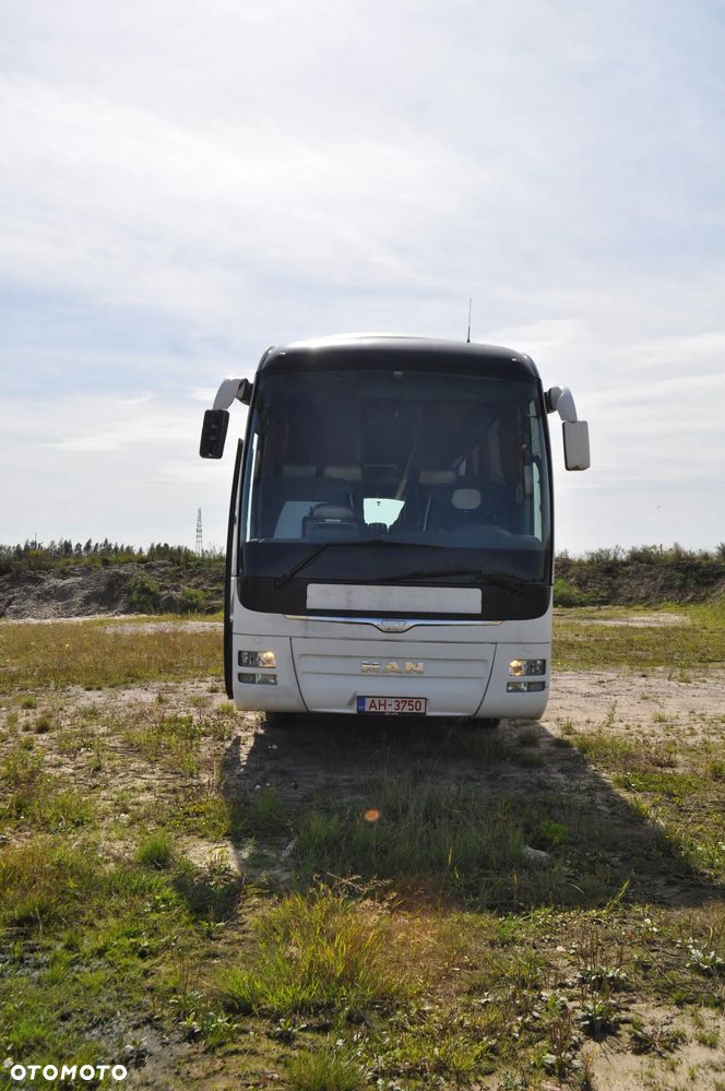 MAN R08 - 2