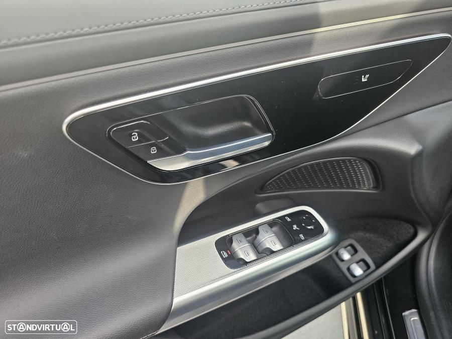 Mercedes-Benz E 300 e Station - 30