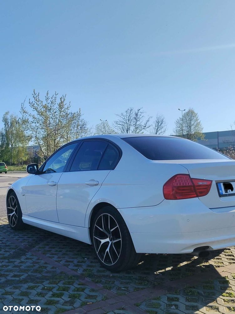 BMW Seria 3 318d - 2