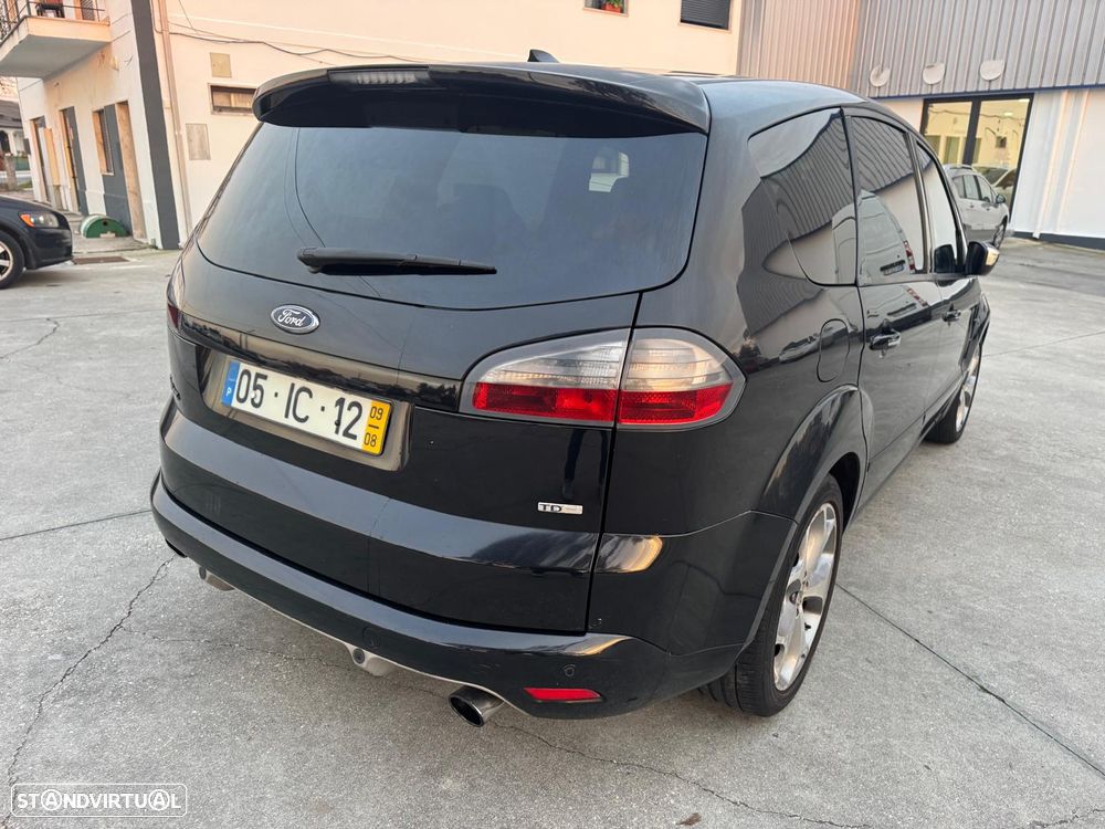 Ford S-Max - 7