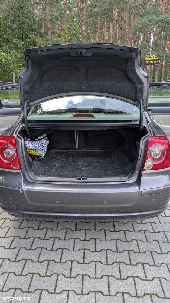 Toyota Avensis 2.2 D-CAT Prestige NAVI - 9