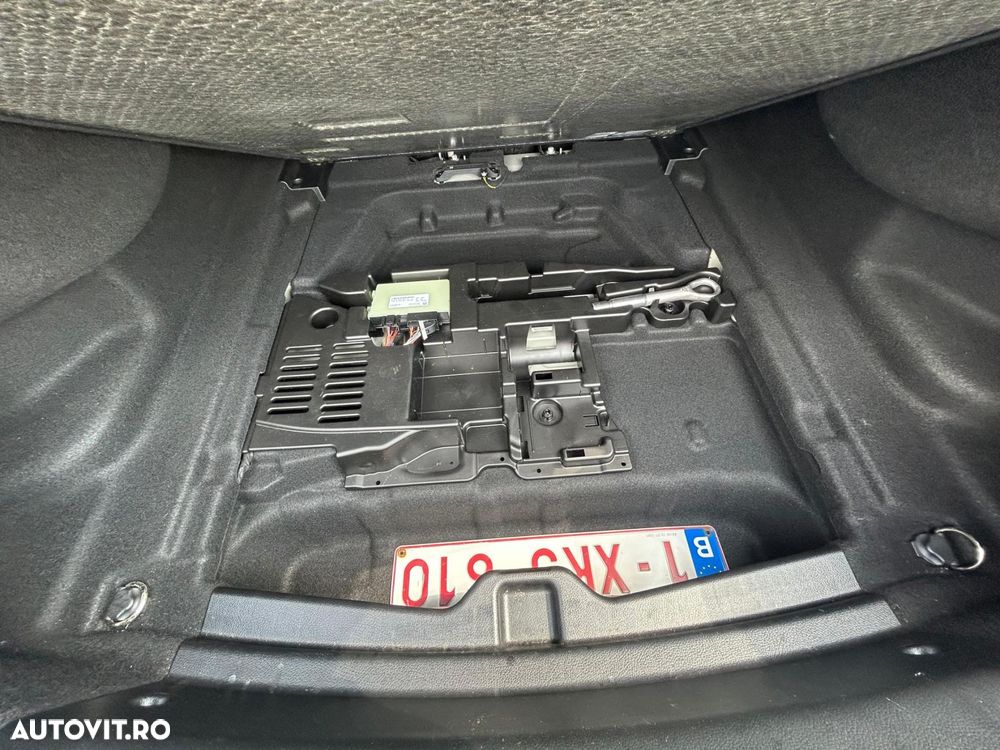 Mercedes-Benz CLA 180 d 7G-DCT Progressive - 32