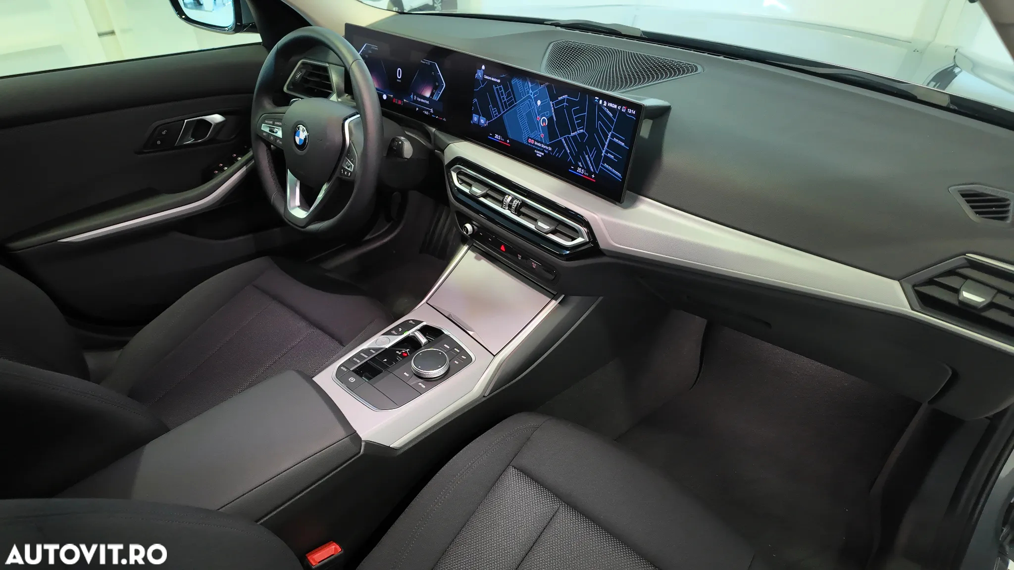 BMW Seria 3 318i Aut. Sport Line - 13