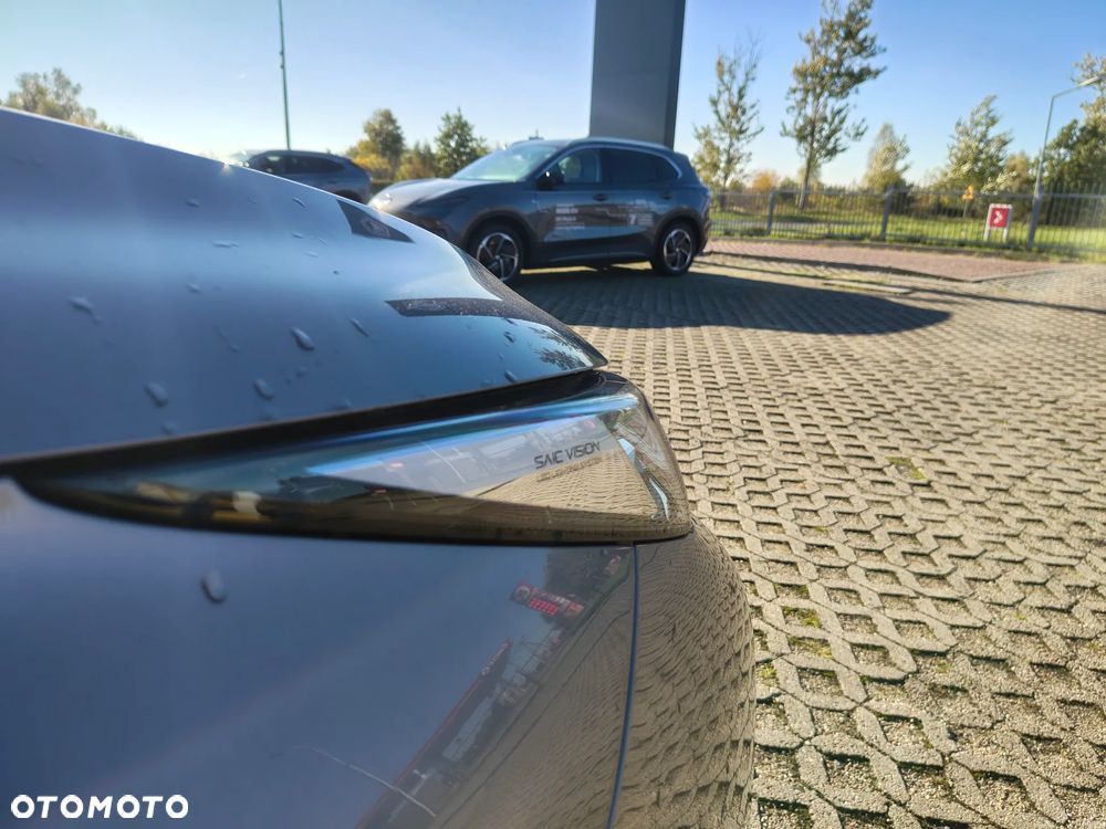 MG HS 1.5 T-GDI Exclusive DCT - 9