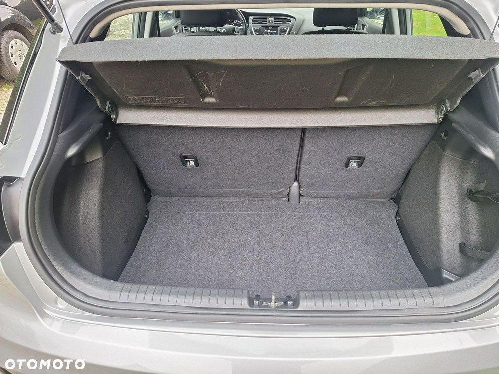 Hyundai i20 1.2 BlueDrive Fresh - 20