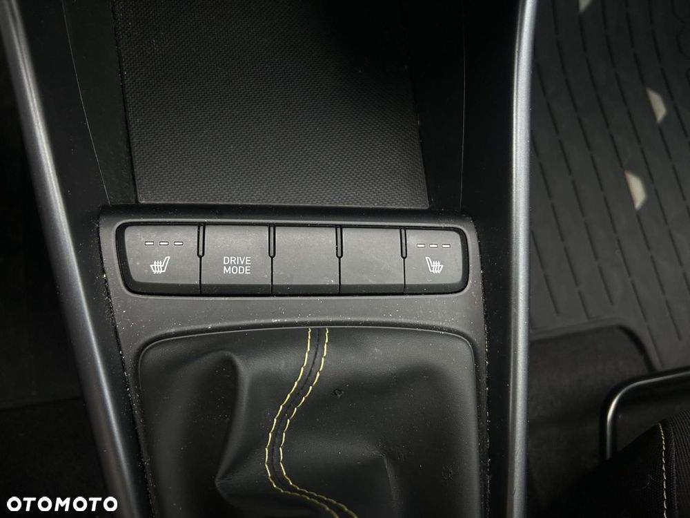 Hyundai i20 - 27