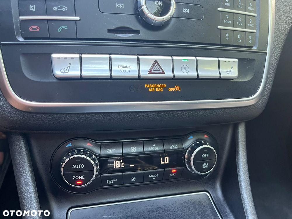 Mercedes-Benz CLA 250 4-Matic AMG Line - 16