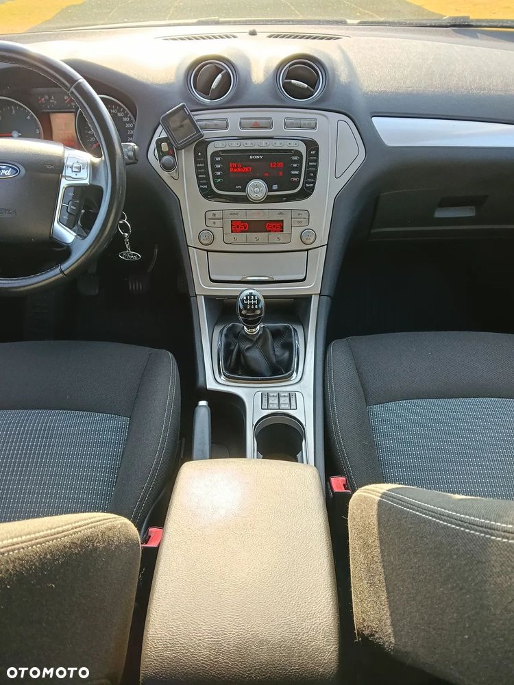 Ford Mondeo 2.0 TDCi Viva Trend - 4
