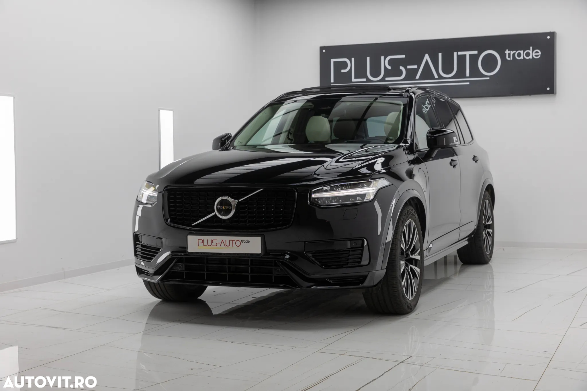Volvo XC 90 Recharge T8 AWD Ultimate Dark - 4