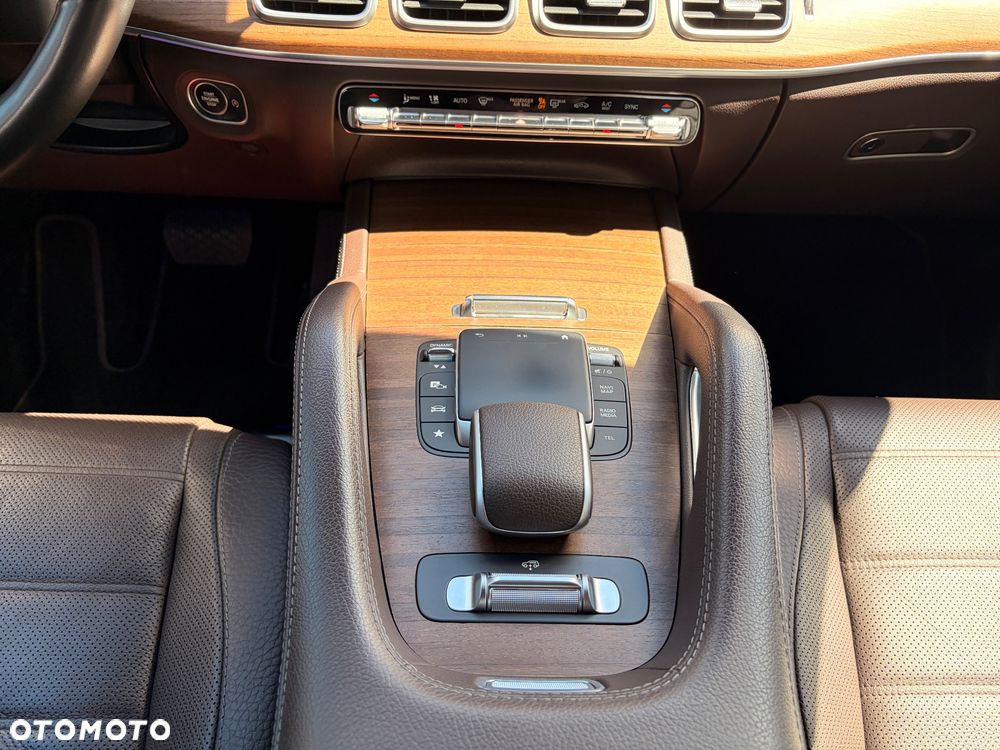 Mercedes-Benz GLE 300 d 4-Matic Premium - 24