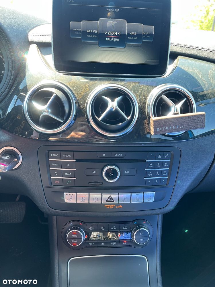 Mercedes-Benz Klasa B (Electric Drive) 250 e - 11