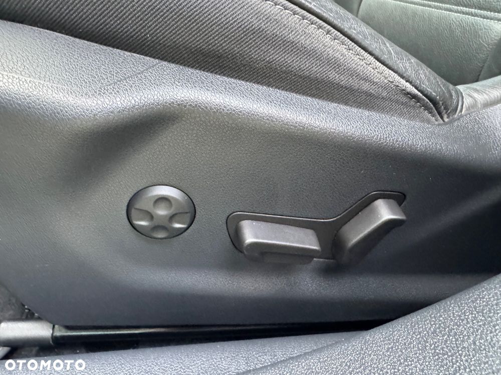 Peugeot 508 1.6 e-HDi Active S&S - 19