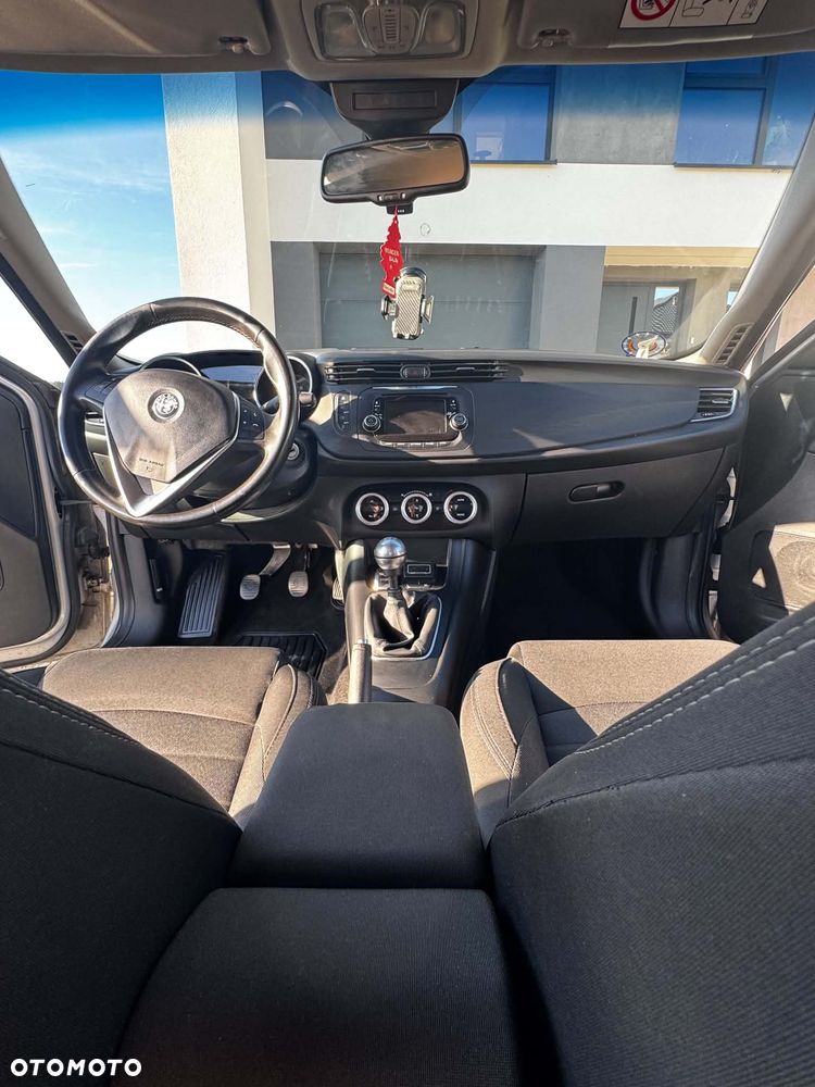Alfa Romeo Giulietta 1.4 TB MultiAir - 11