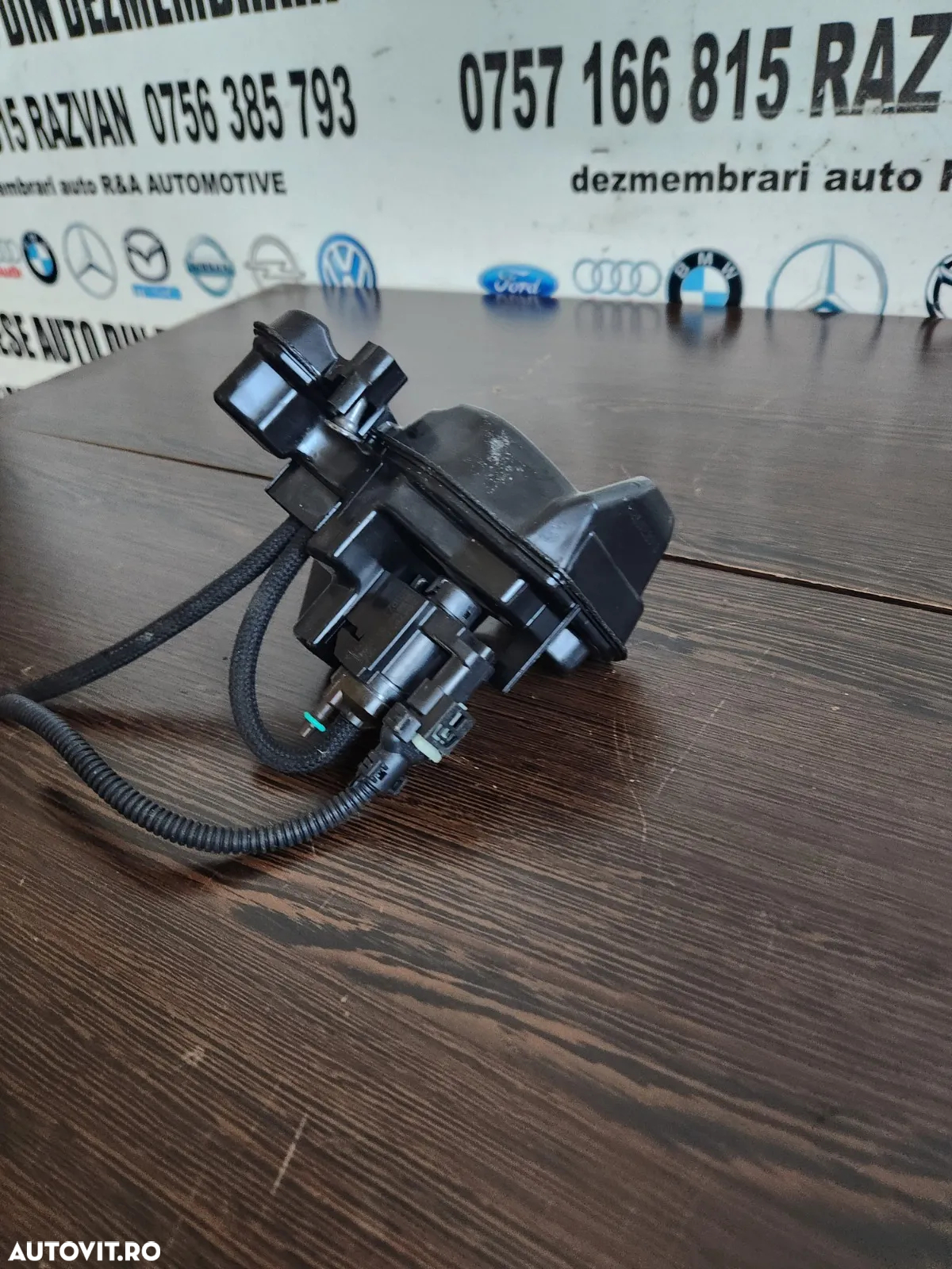 Rezervor Vacuum Bmw G20 G21 G30 G31 G11 G12 G13 G14 G15 G16 G01 G02 G05 G06 Etc. Cod  Motor 2.0 D B - 3