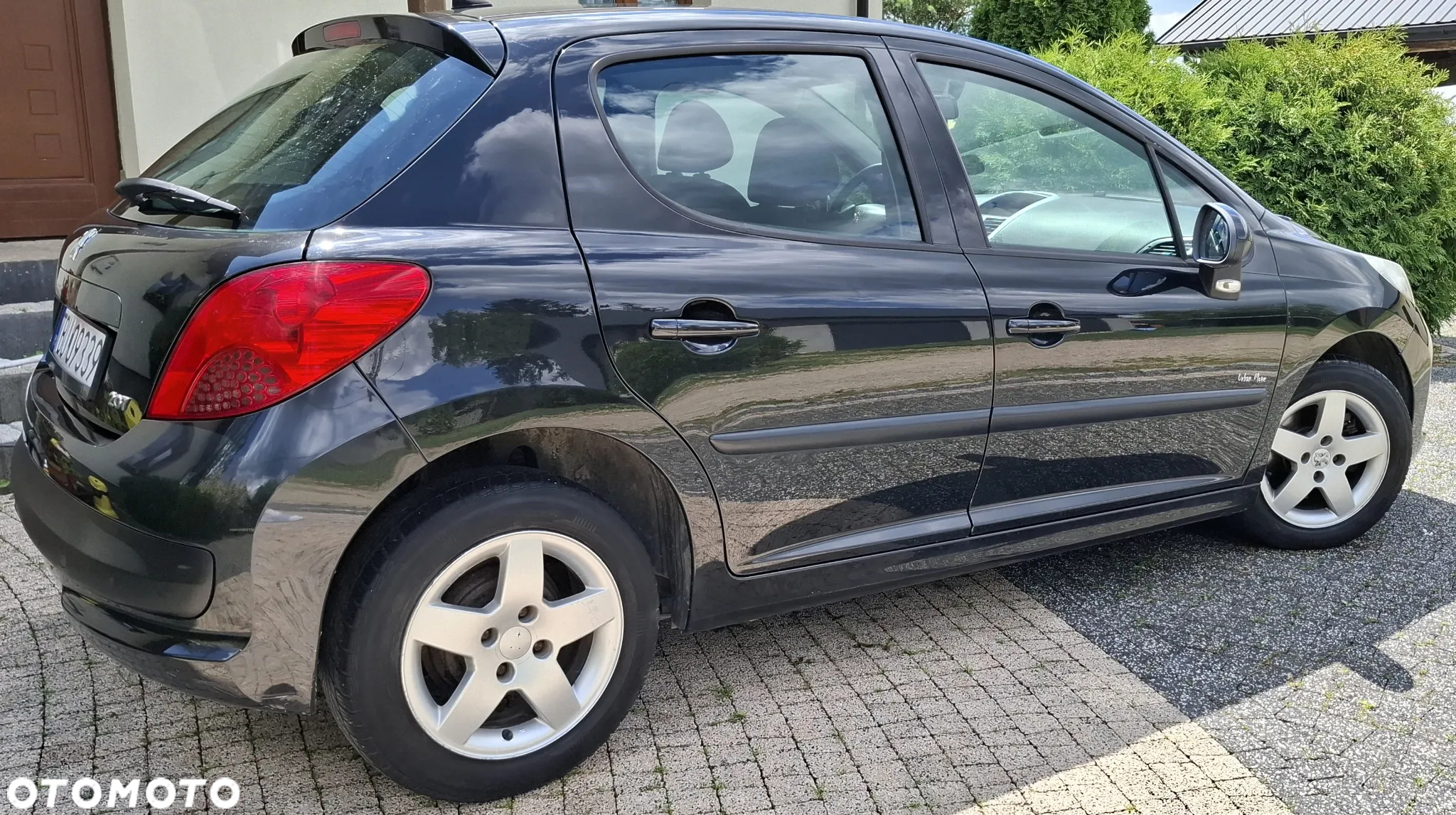 Peugeot 207 1.4 16V Trendy - 12
