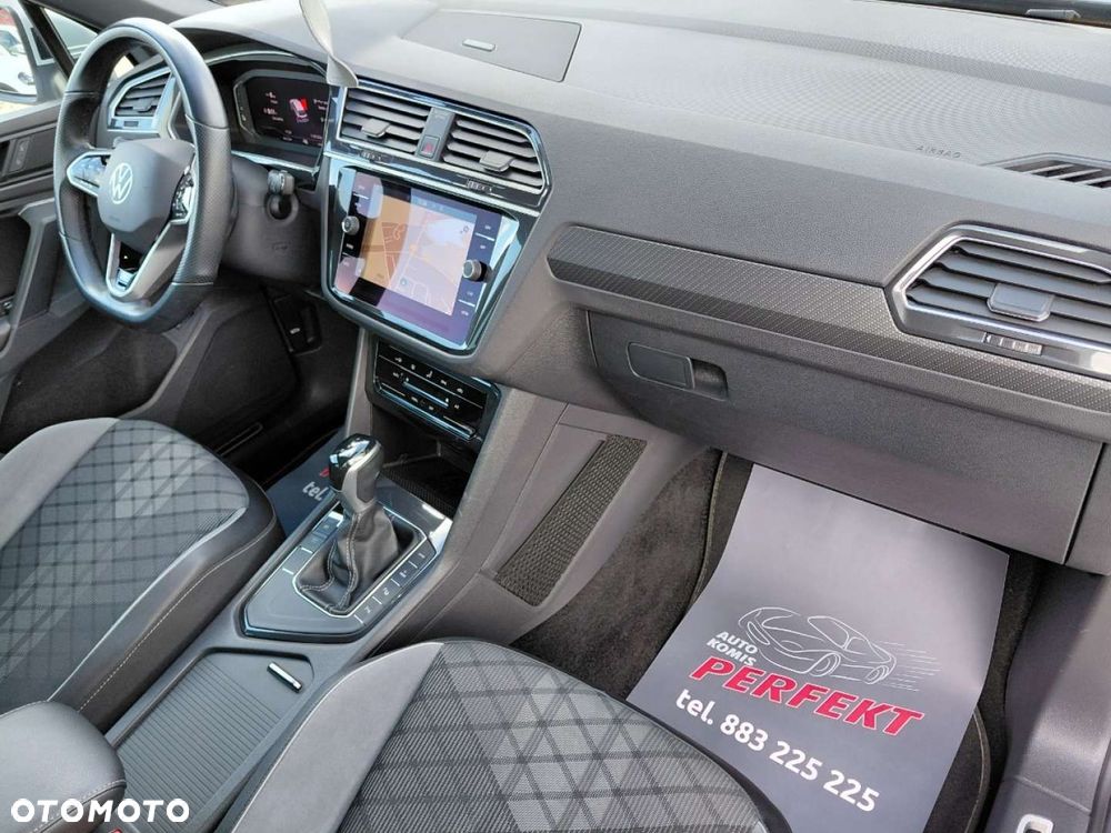 Volkswagen Tiguan - 17