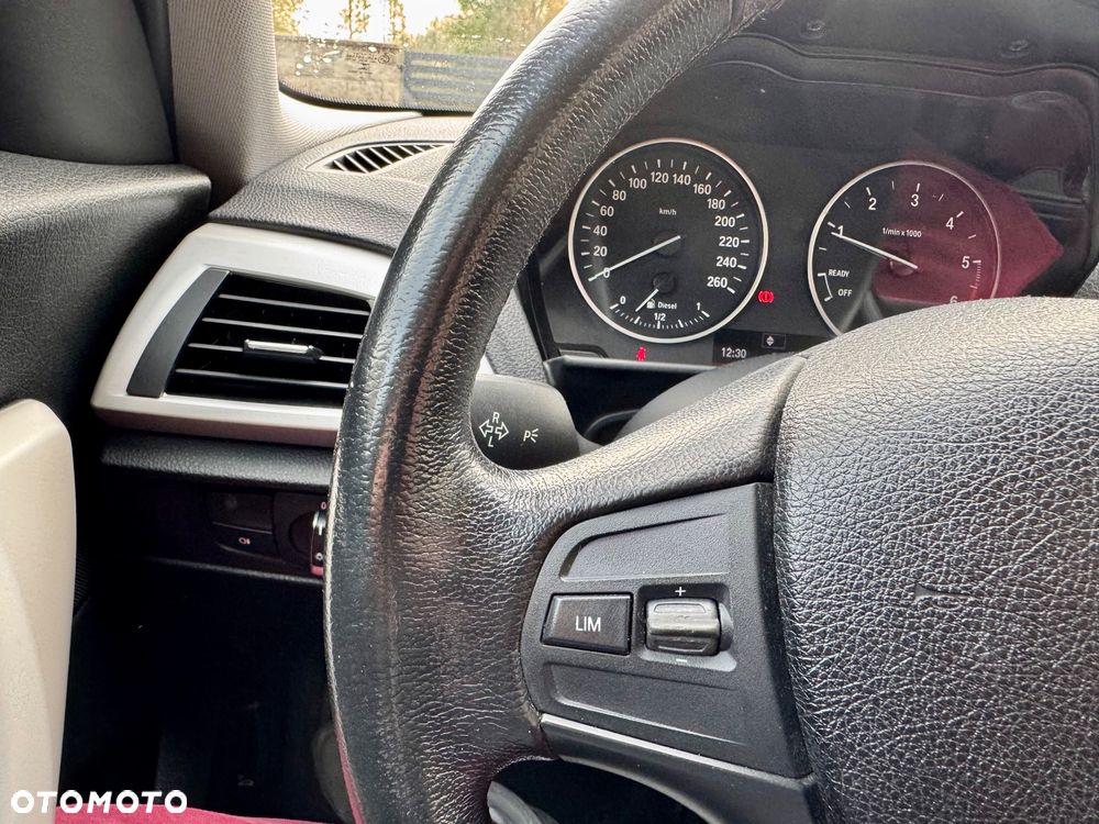 BMW Seria 1 118d Sport Line - 18