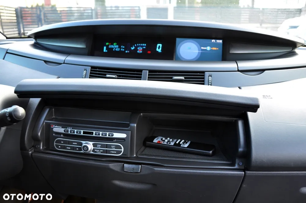 Renault Espace 2.0T Dynamique - 17