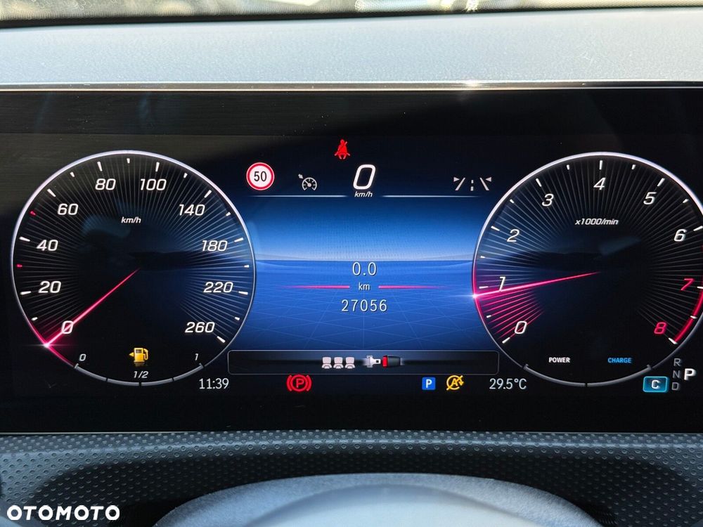 Mercedes-Benz CLA 180 AMG Line 7G-DCT - 29