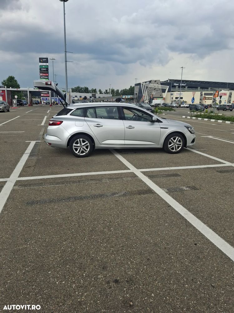 Renault Megane BLUE dCi EDC Limited - 12