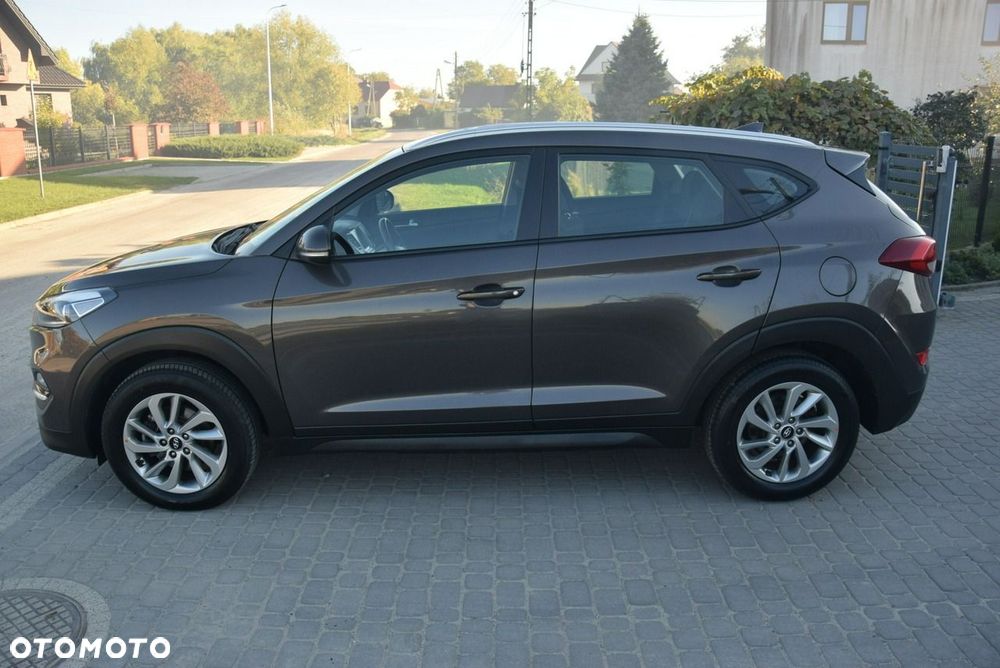 Hyundai Tucson 1.7 CRDI BlueDrive Style 2WD - 9
