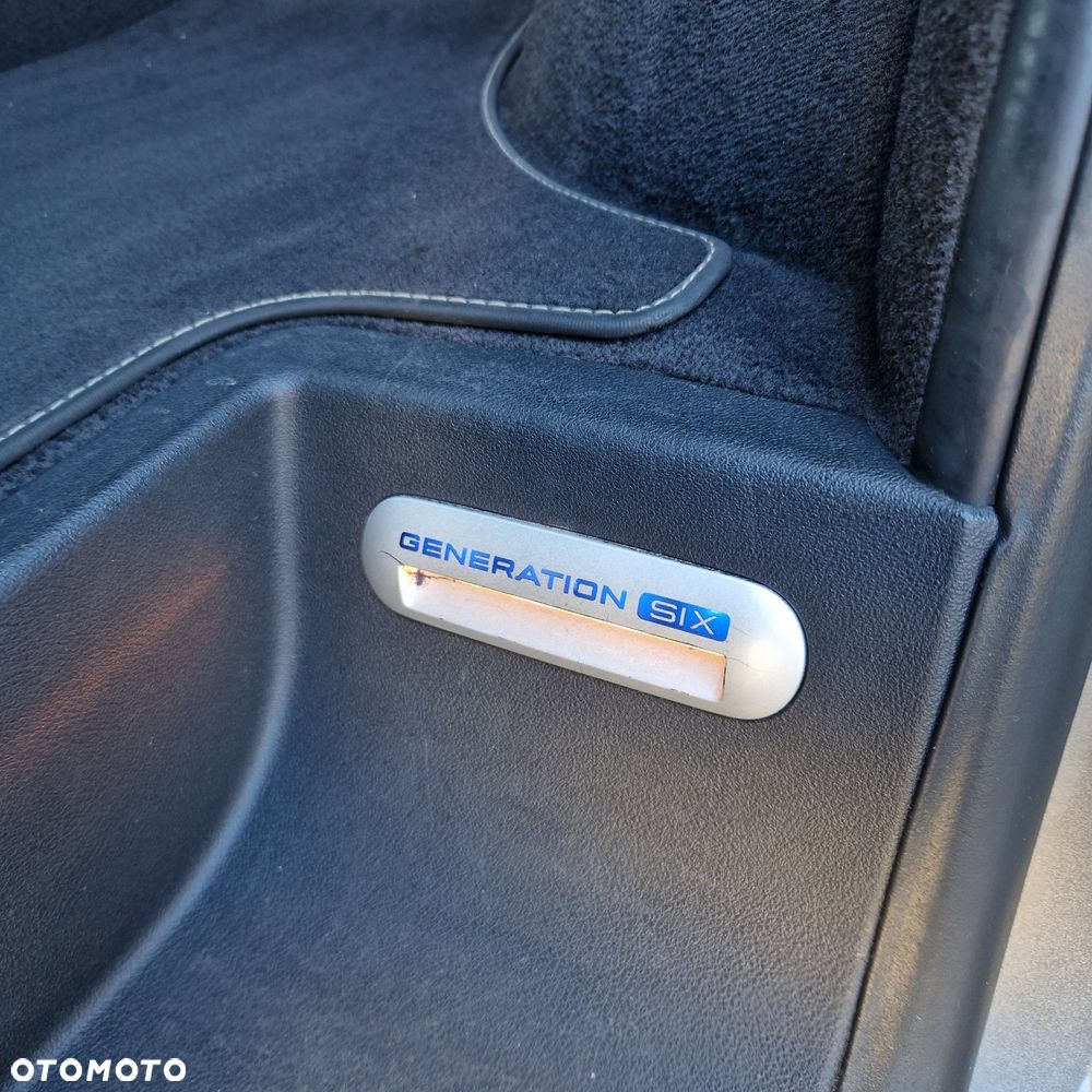 Volkswagen Multivan - 14