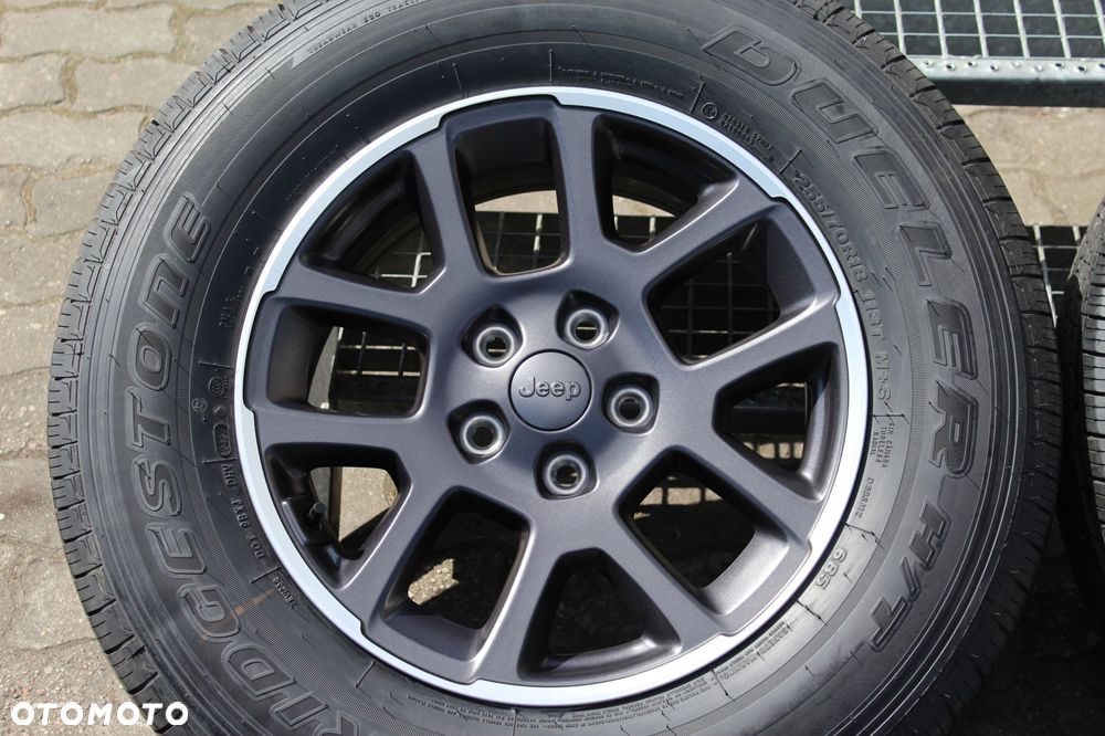 oryg jeep wrangler 18cali 5x127 et44,45 7,5j tpms