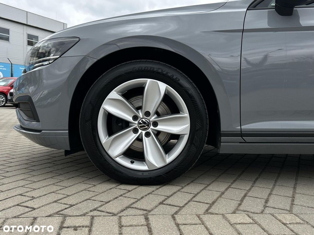 Volkswagen Passat Variant 2.0 TDI EVO Business DSG - 27