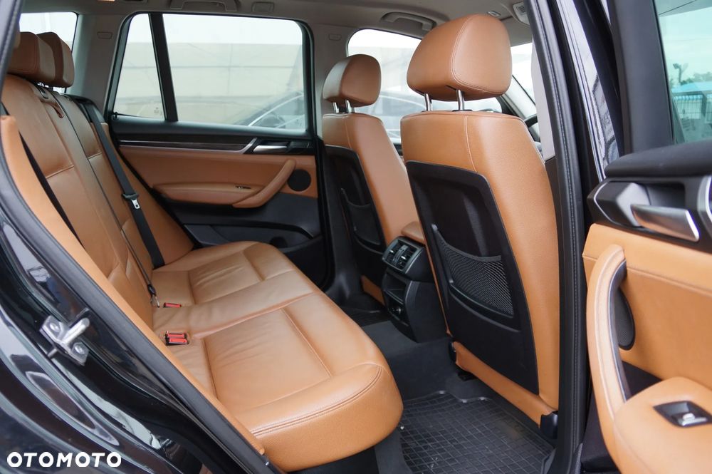 BMW X3 xDrive20i - 32