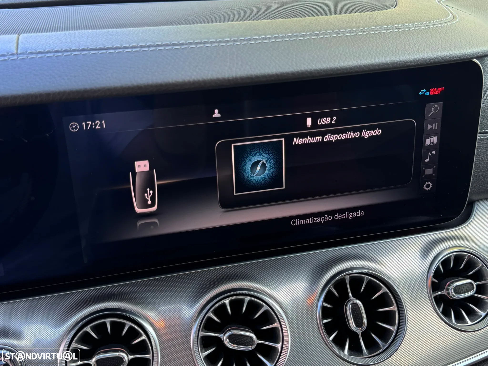 Mercedes-Benz E 450 4-Matic AMG Line - 35