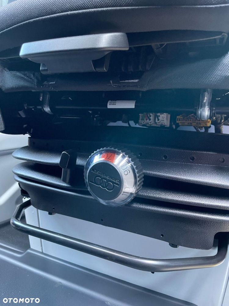 Mercedes-Benz Sprinter 319 CDI L4H2 Reflektory LED Kamera Tempomat - 14